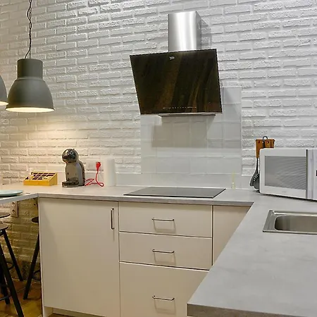 Apartsuite B&r Triana Arellano *