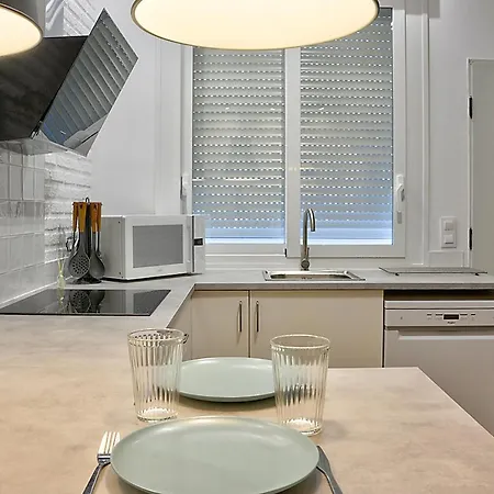Apartment Apartsuite B&r Triana Arellano