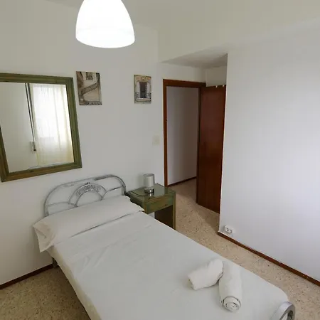 Rentalsevilla Apartamento Luminoso Con 3 Apartment