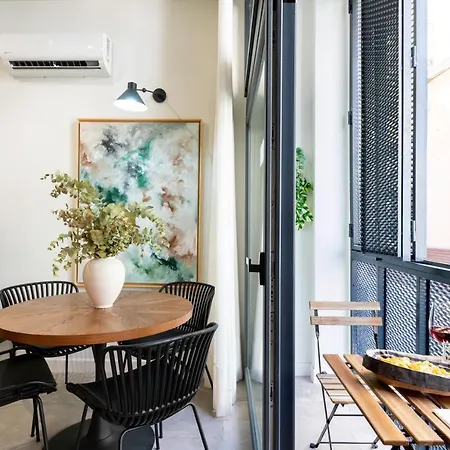 Apartment Cv Brand New 2br Triana By Covadon Street Seville