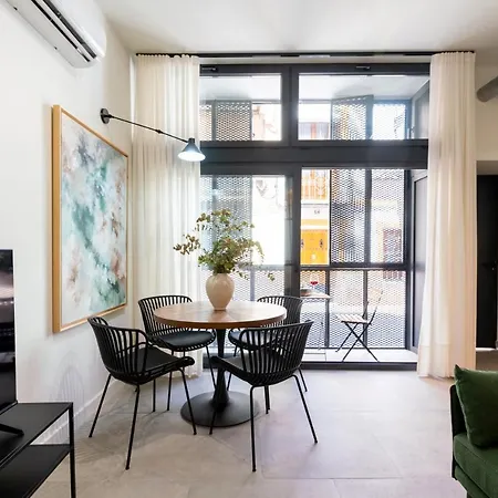 Cv Brand New 2br Triana By Covadon Street Apartment *
