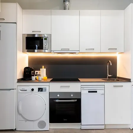 Cv Brand New 2br Triana By Covadon Street *