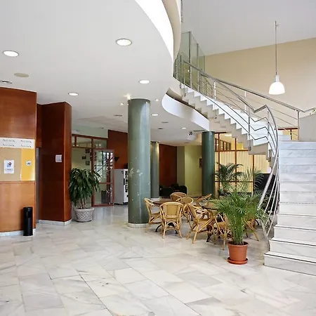 Hostel Residencia La Cartuja