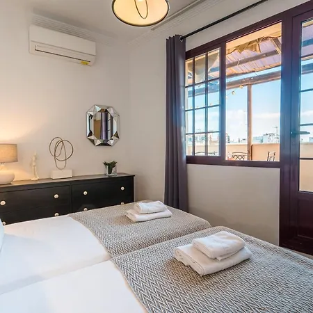 Homeyseville-amazing Penthouse Giralda Views 8 Pax, Parking Optional Apartamento *