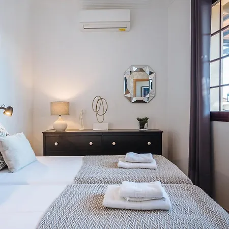 Homeyseville-amazing Penthouse Giralda Views 8 Pax, Parking Optional