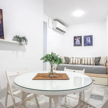 Apartment Ruiz Gijon Elegante Y Moderno En La Mas Autentica Seville