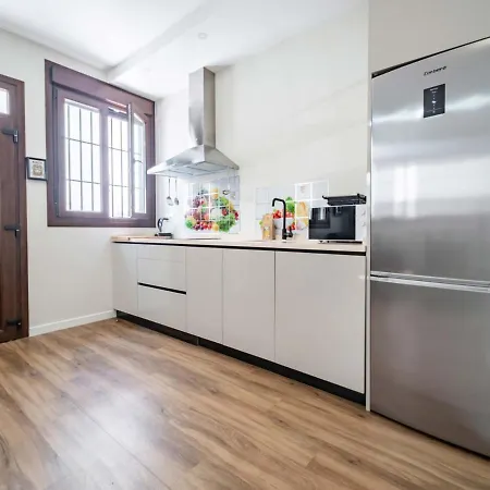 2 Bedrooms 2 Bathrooms - Triana- Apartment