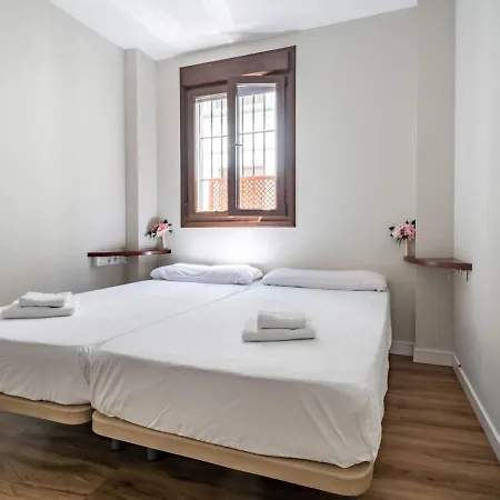 2 Bedrooms 2 Bathrooms - Triana- *