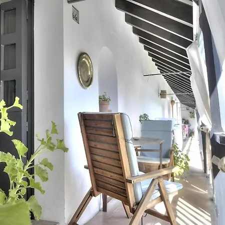 Exclusive With Stunning Patio In The Center Apartment