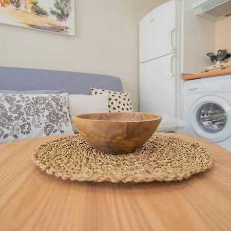 Apartamento Muy Centrico, Tranquilo Y Confortable **a/c-wifi** Sevilha