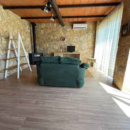 Villa La Estacada *