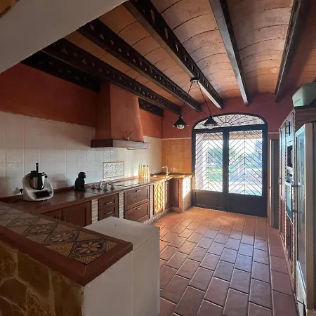 La Estacada Villa