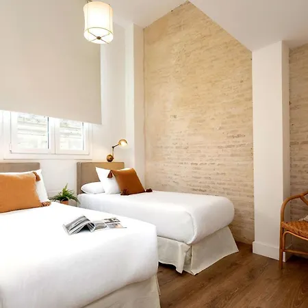 Apartment Genteel Almirante Lobo Seville