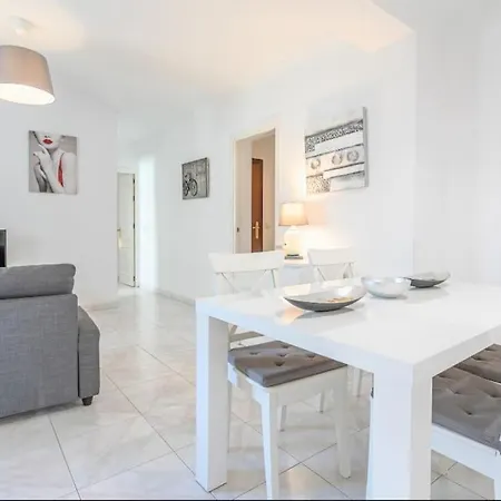 Luminoso Apartamento Centro Triana Apartment