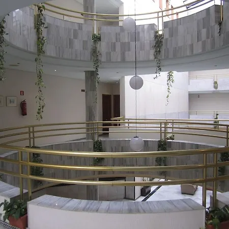 San Pablo 3* סביליה