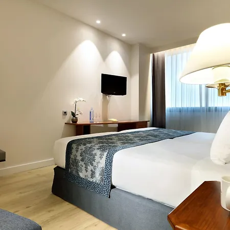Exe Isla Cartuja Hotel Seville