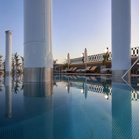 Monte Triana Hotel 4*