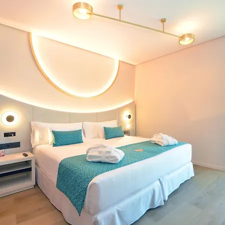 Barcelo Renacimiento Hotel