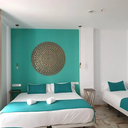 Y Dona Lola Hotel 2*