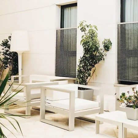 Szálloda Petit Palace Marques Santa Ana 4*