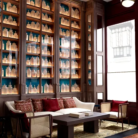 Отель H10 Corregidor Boutique