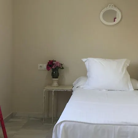 Nuea Alameda Πανσιόν