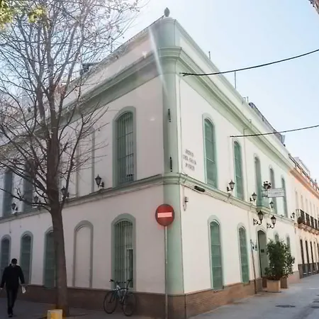 Πανσιόν Nuea Alameda 2*
