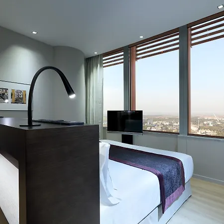 Eurostars Torre 5* סביליה