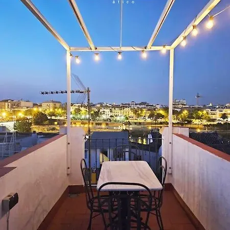 Apartment Latidos De Triana - Atico Con Vistas A Todo Seville