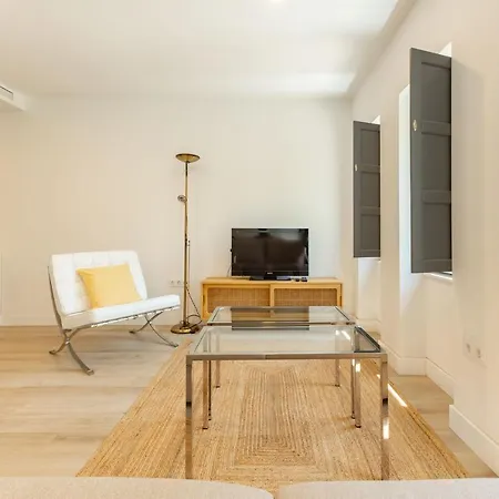 Apartment Jardines Del Valle, Historical Center, 5 Pax *