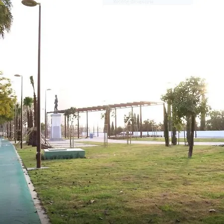 Lumbreras 42 Apartamento, Desayuno De Cortesia, Cerca De Isla Magica Sevilla