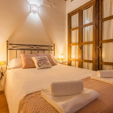 Macarena Muralla Encantada Apartment *