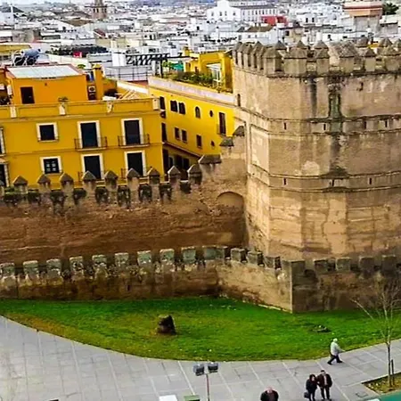 Macarena Muralla Encantada Apartment *