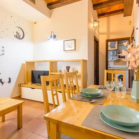 Apartment Macarena Muralla Encantada *