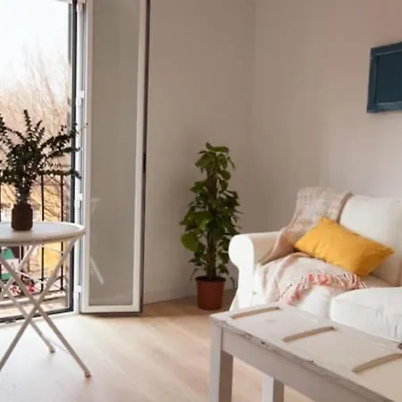 Casita De Puertas Centro Alameda Sevilla