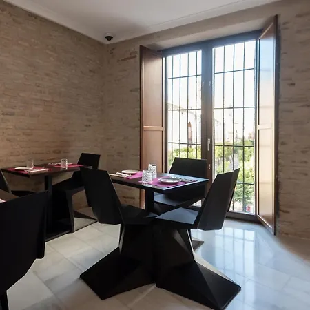 Casa Art Hotel *