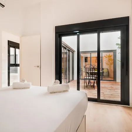 Charming New - Bd 1 Bth - Triana