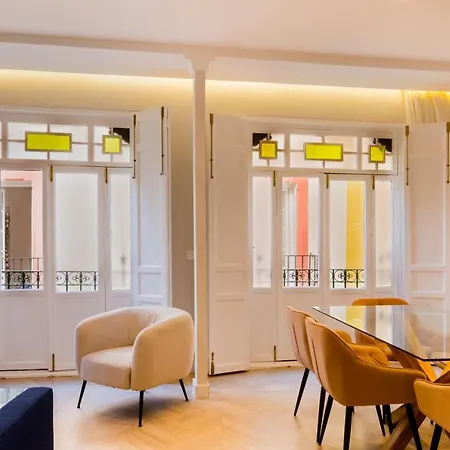 Elegant - 2 Bd 1 Bth - Center * Seville