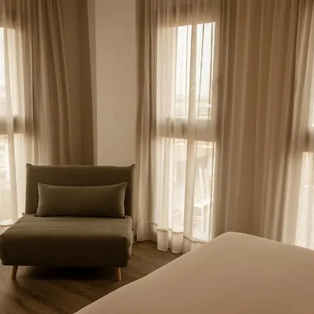 Ξενοδοχείο Petit Palace Vargas
