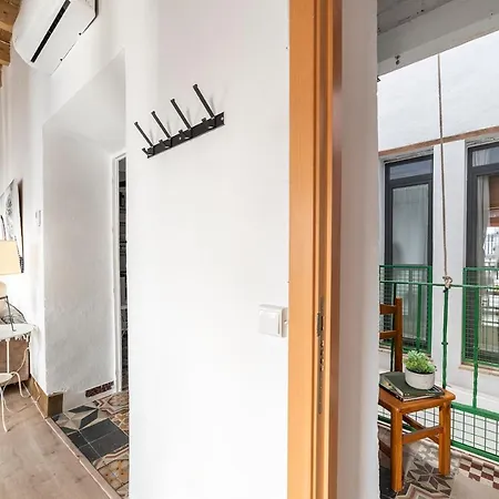 Alohamundi Hercules Apartament Sewilla