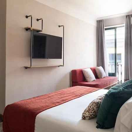 Hotel The Honest & Sevilla