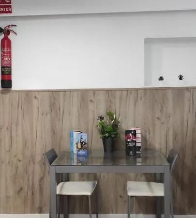 El Rincon De La Macarena- A 9 Min. A Pie Del Casco Historico Apartment