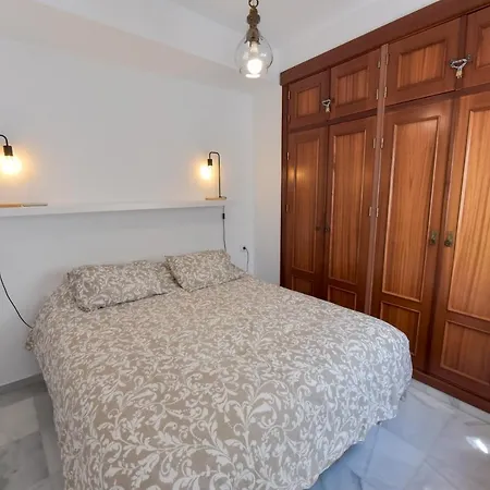 Alohamundi Pureza Ii Apartment Seville
