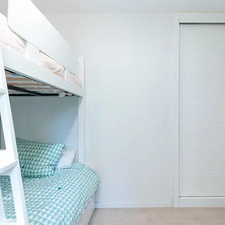 Apartment Whitey Aparment In Triana Seville