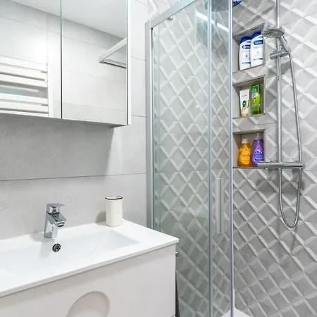 Whitey Aparment In Triana Apartment Seville