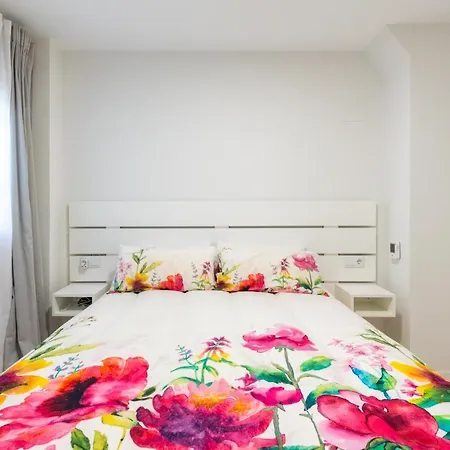Whitey Aparment In Triana Apartment *