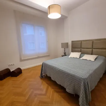 En Republica Argentina Triana Apartamento Sevilla