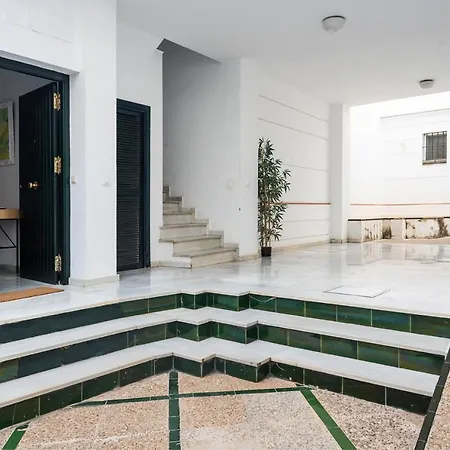 Alohamundi Aire Seville