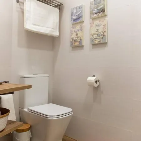 En Santa Cruz. Diseno Y Ubicacion Apartment Seville