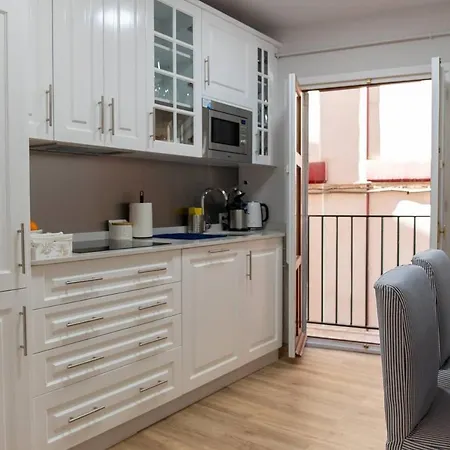 Apartment En Santa Cruz. Diseno Y Ubicacion